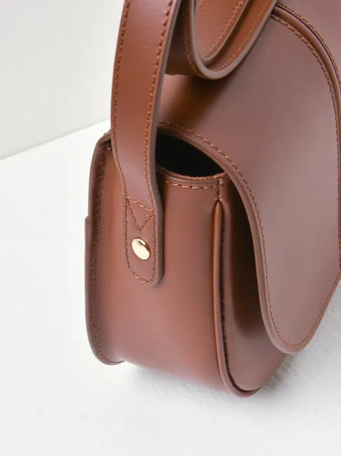 A.P.C. Women's Besace Betty Leather Crossbody Bag Cad Noisett F61179-PXAWV